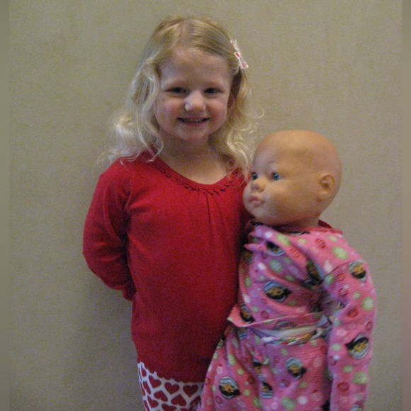 MEET THE POSHER 🎀Eva!🎀 - Picture 4 of 5